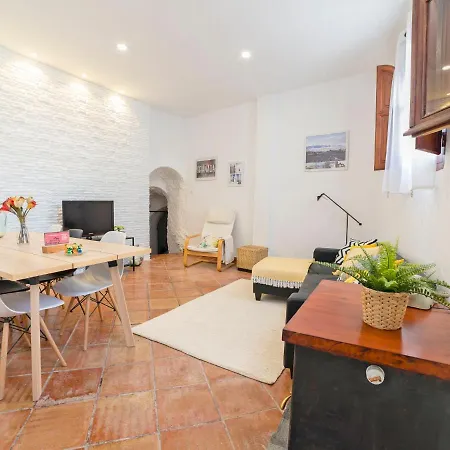 Cueva De Lindaraja By Interhome *