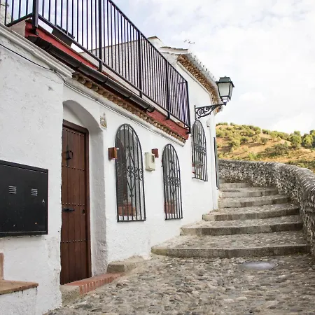 Cueva De Lindaraja By Interhome *