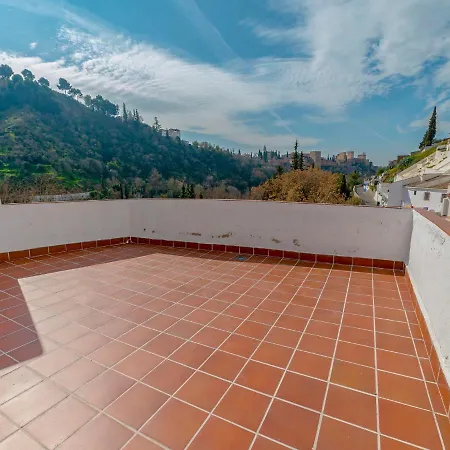 Cueva De Lindaraja By Interhome Granada