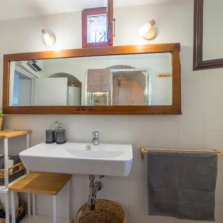 Cueva De Lindaraja By Interhome Holiday home Granada